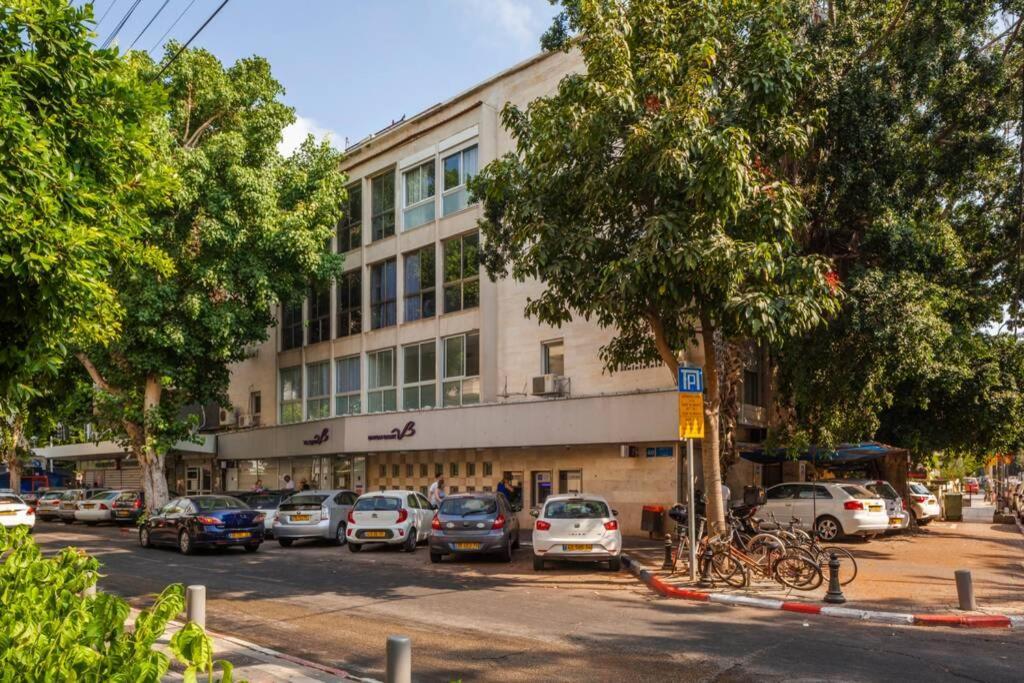 Big Apartment Next To Gordon Beach Plus Free Parking Tel Aviv Exterior photo